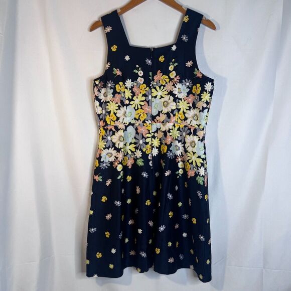 Ann Taylor Loft Petite Navy Floral Print Sleeveless Sheath Dress Satiny Size 6P - Picture 2 of 8